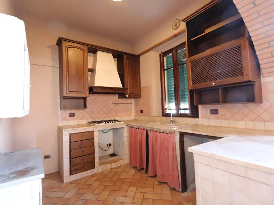 Immagine 5 di Appartamento in vendita  a Calci