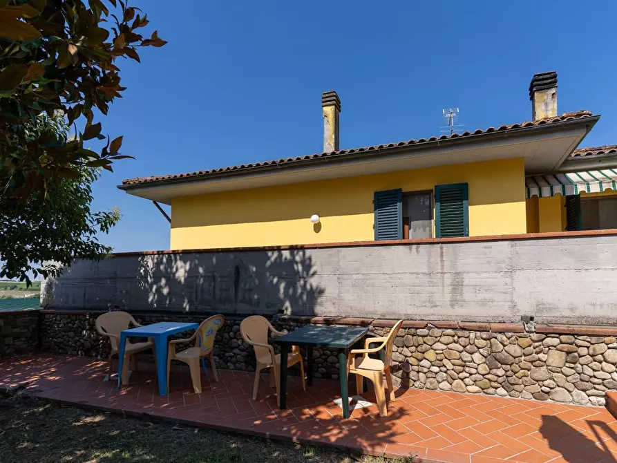 Immagine 25 di Azienda agricola in vendita  a Vinci