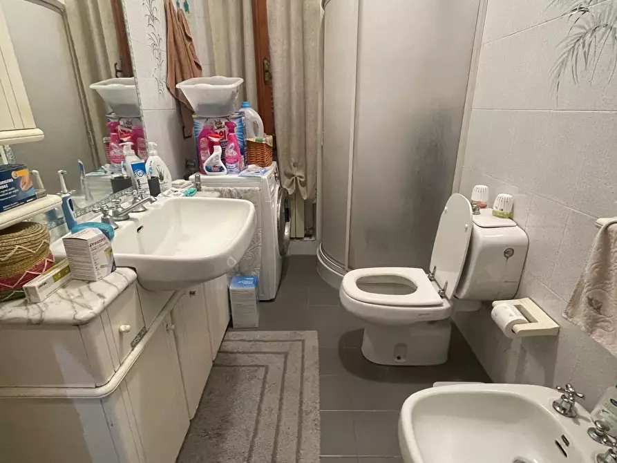 Immagine 10 di Casa bifamiliare in vendita  a Castelnuovo Magra