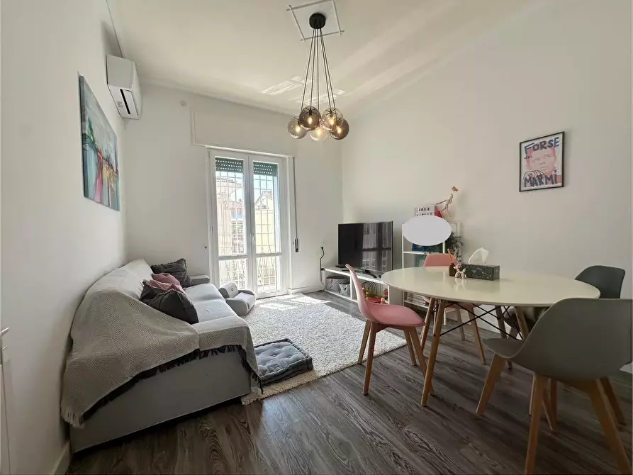 Immagine 10 di Appartamento in vendita  a Viareggio