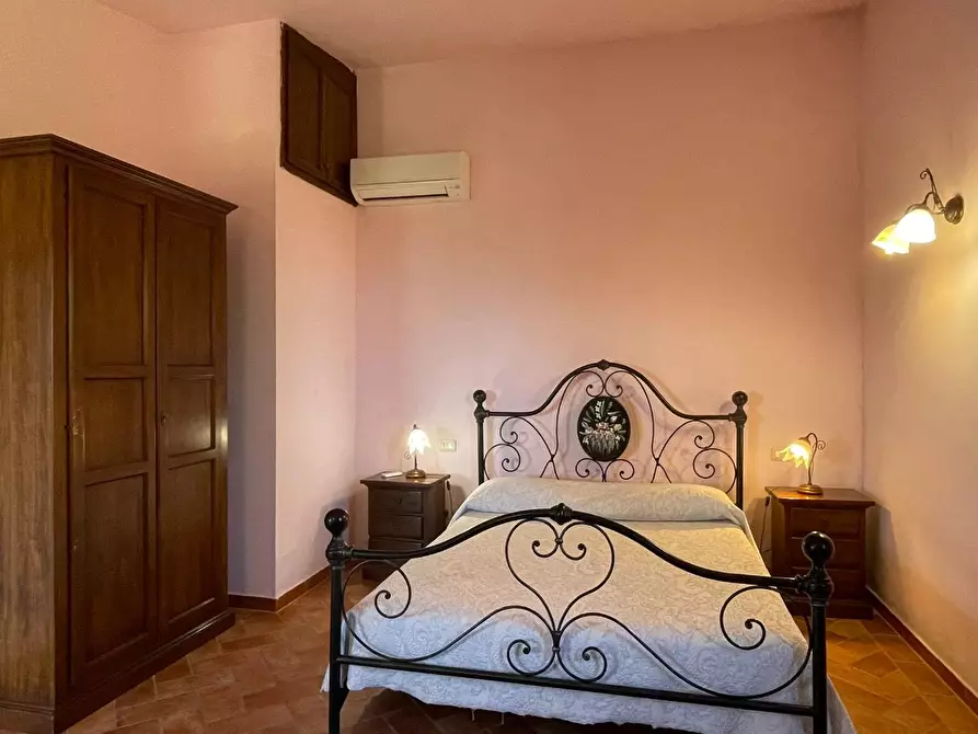 Immagine 60 di Agriturismo in vendita  a Montaione