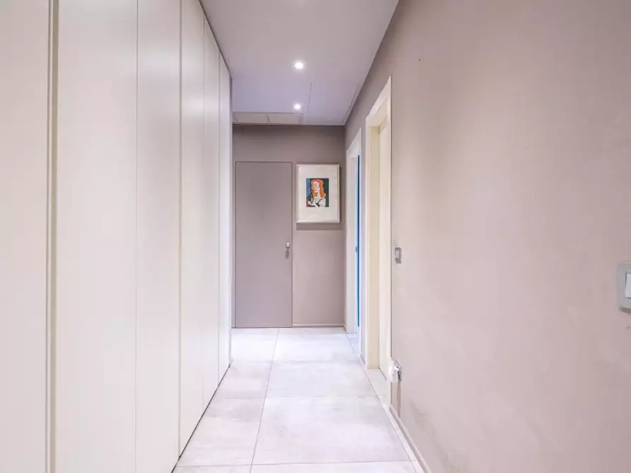 Immagine 5 di Appartamento in vendita  a Pisa