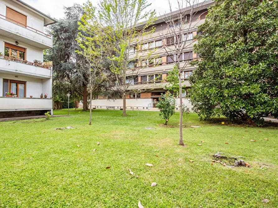Immagine 25 di Appartamento in vendita  a Pisa