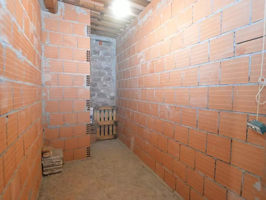 Immagine 35 di Terratetto in vendita  a Capannori
