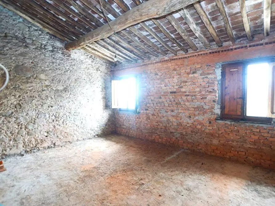 Immagine 32 di Terratetto in vendita  a Capannori