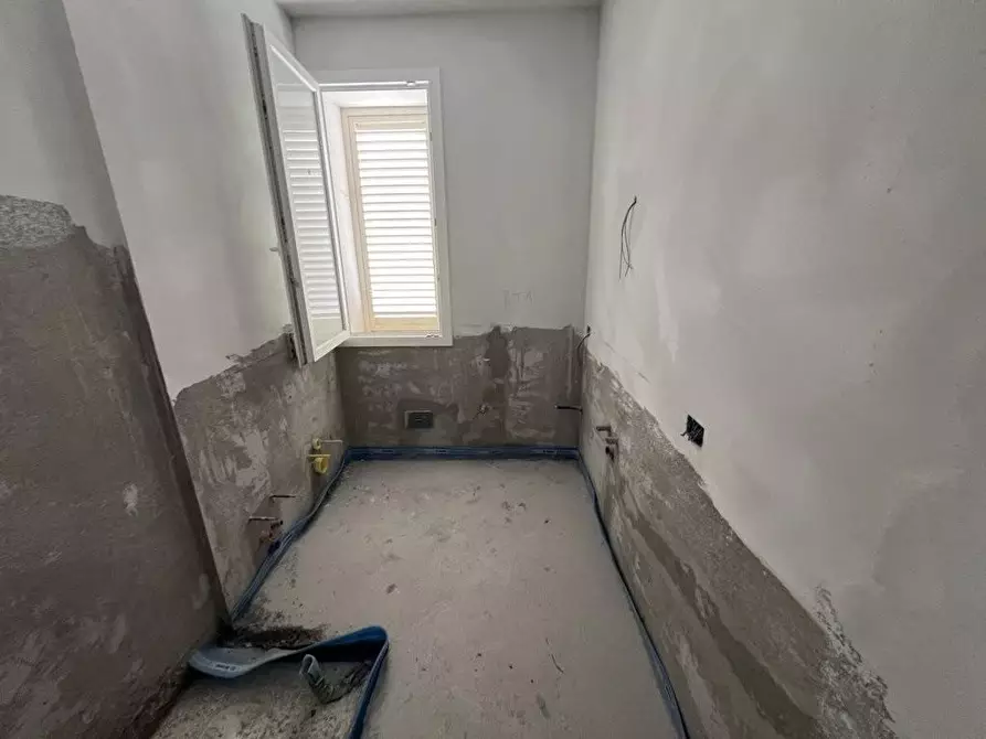 Immagine 10 di Appartamento in vendita  a Cecina