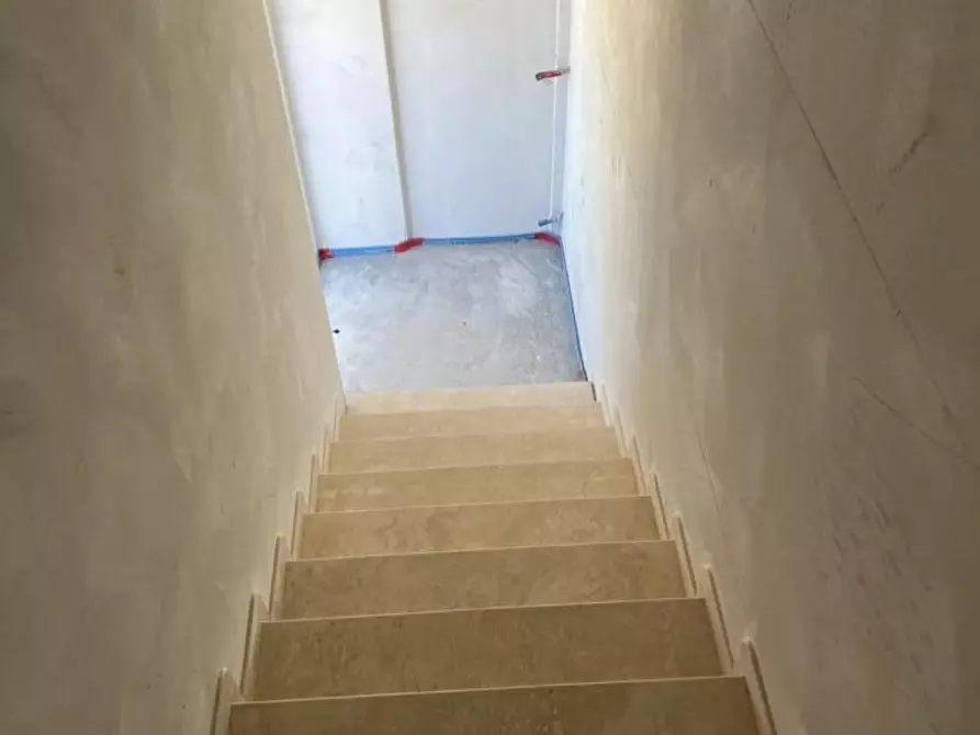 Immagine 21 di Appartamento in vendita  a Cecina