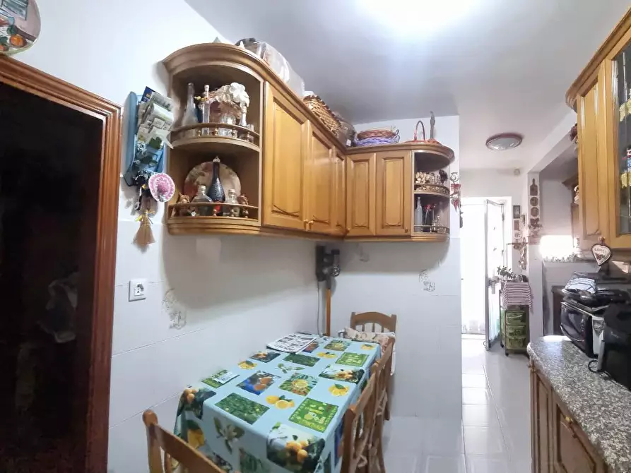 Immagine 12 di Appartamento in vendita  a Livorno