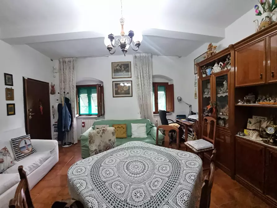 Immagine 2 di Appartamento in vendita  a Livorno