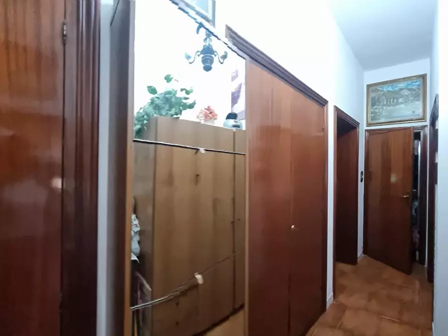 Immagine 29 di Appartamento in vendita  a Livorno