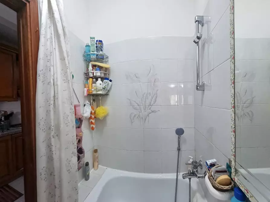 Immagine 19 di Appartamento in vendita  a Livorno