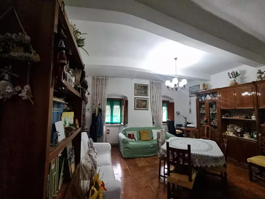 Immagine 4 di Appartamento in vendita  a Livorno