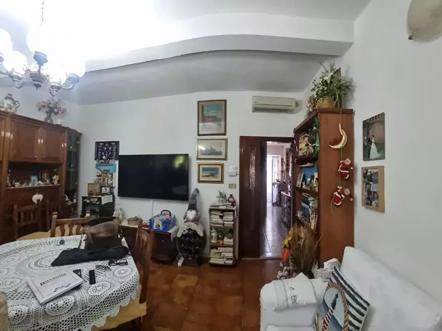 Immagine 9 di Appartamento in vendita  a Livorno