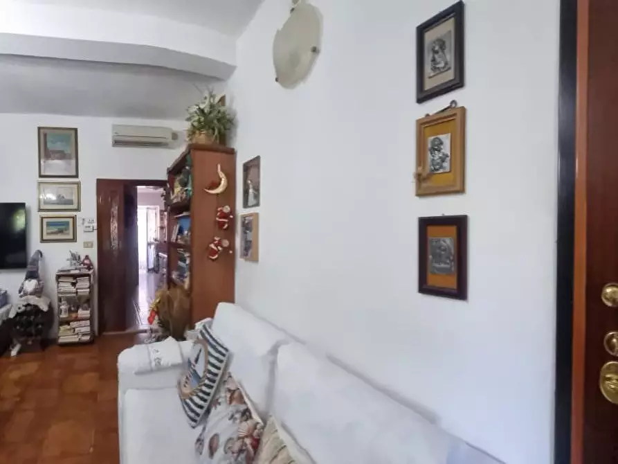 Immagine 11 di Appartamento in vendita  a Livorno