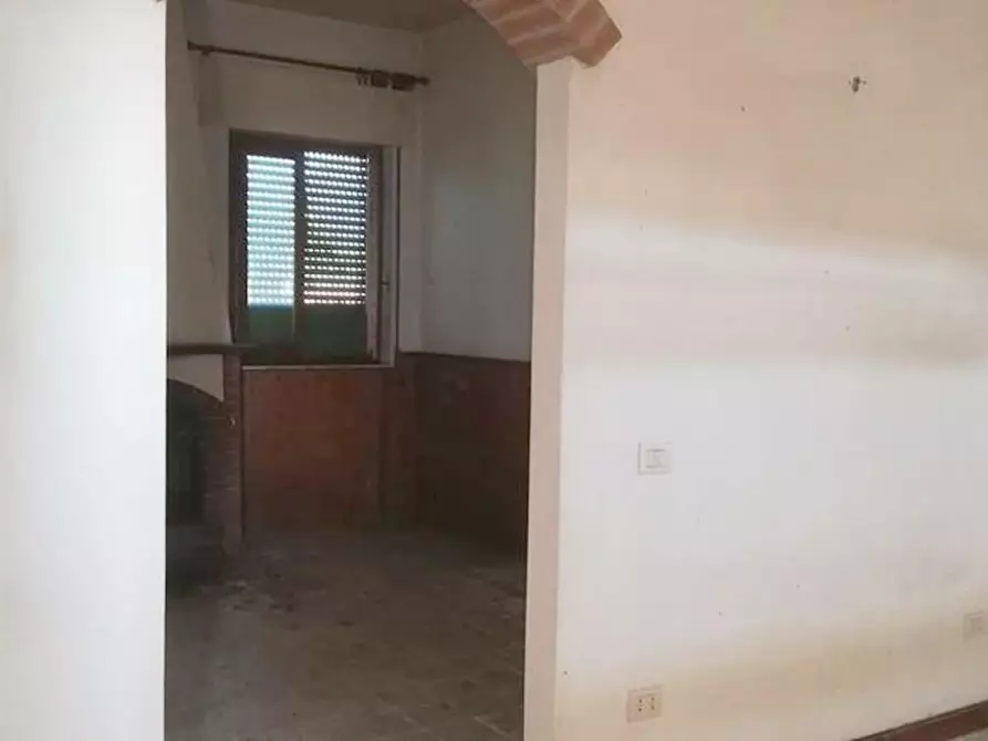 Immagine 3 di Casa bifamiliare in vendita  a Camaiore