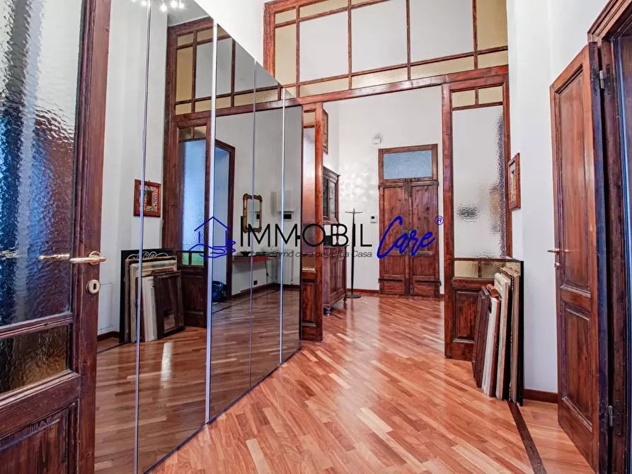 Immagine 14 di Appartamento in vendita  a Livorno