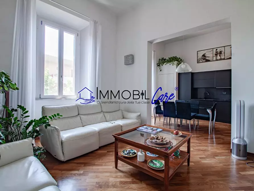 Immagine 3 di Appartamento in vendita  a Livorno