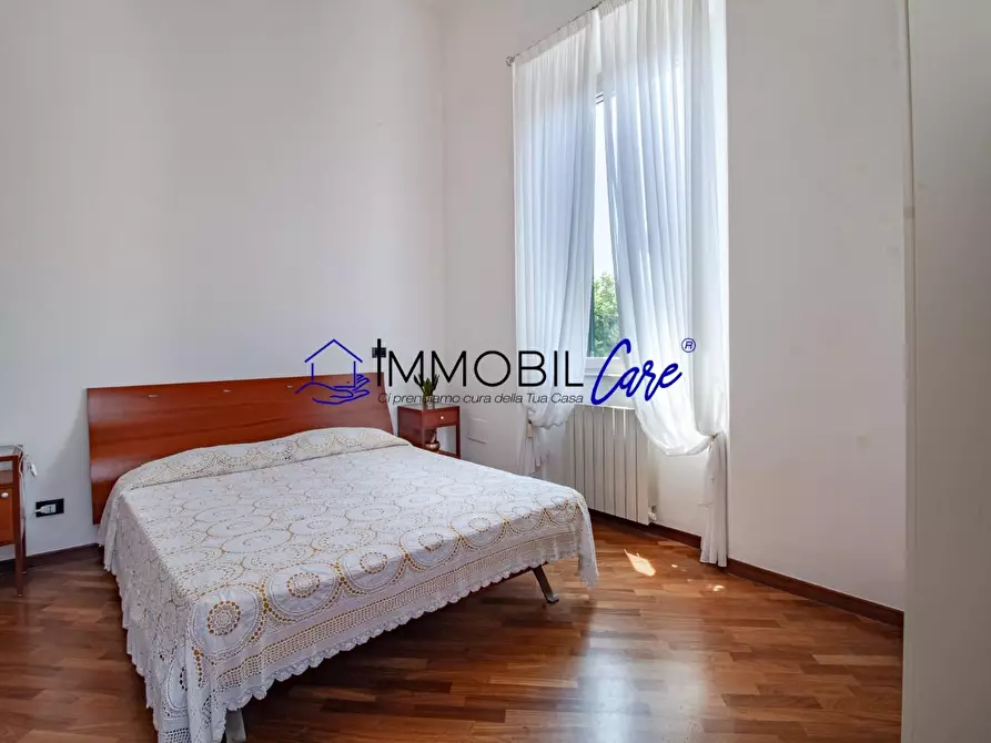 Immagine 10 di Appartamento in vendita  a Livorno