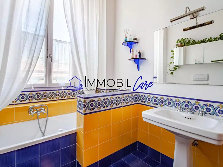 Immagine 25 di Appartamento in vendita  a Livorno