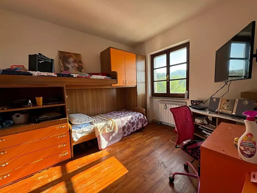 Immagine 20 di Villa in vendita  a Carrara