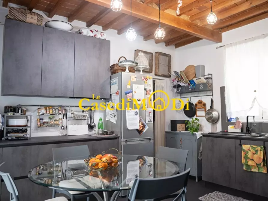 Immagine 10 di Casa bifamiliare in vendita  a Collesalvetti