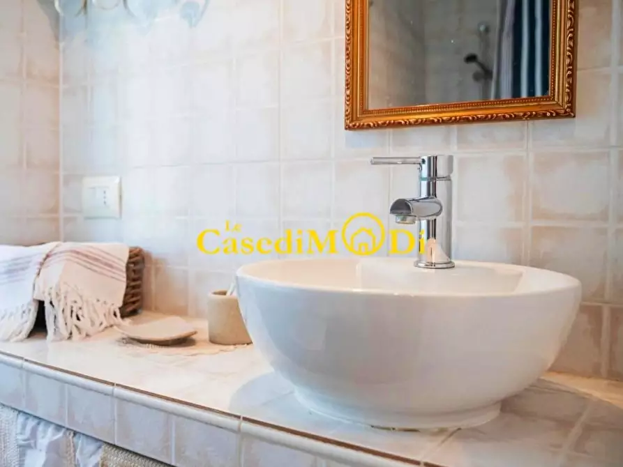 Immagine 20 di Casa bifamiliare in vendita  a Collesalvetti