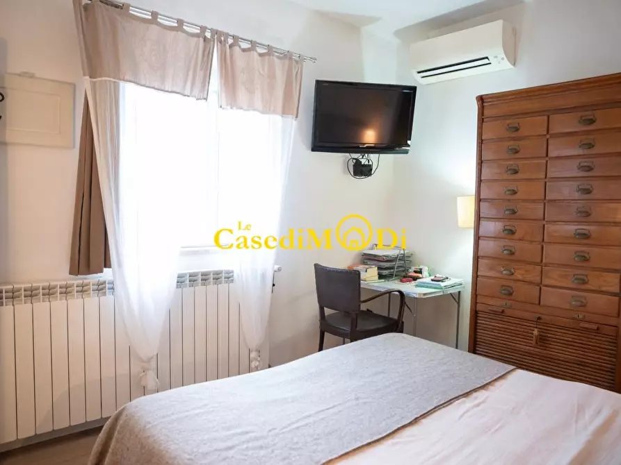 Immagine 24 di Casa bifamiliare in vendita  a Collesalvetti