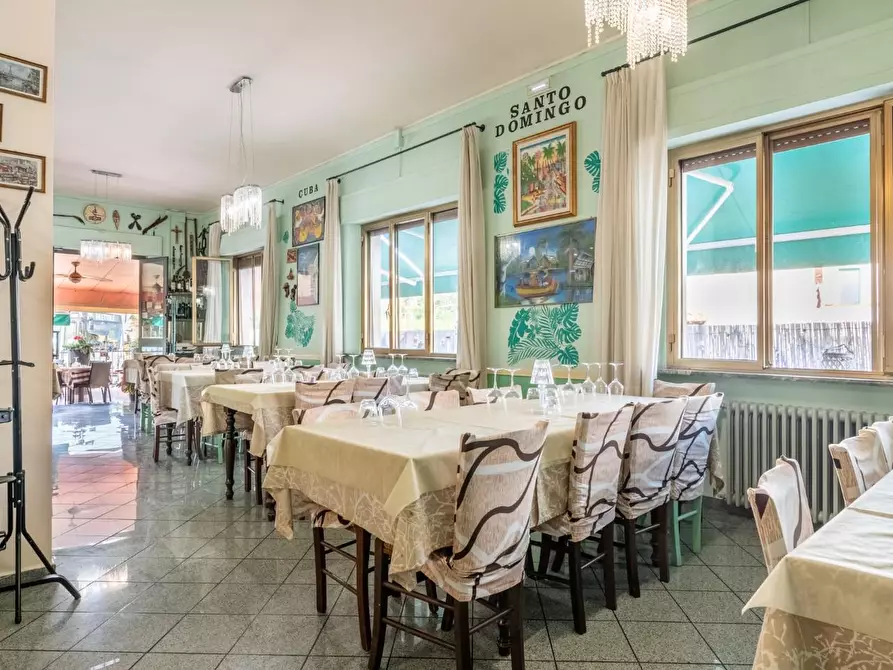 Immagine 81 di Bar / Ristorante in vendita  a Vecchiano