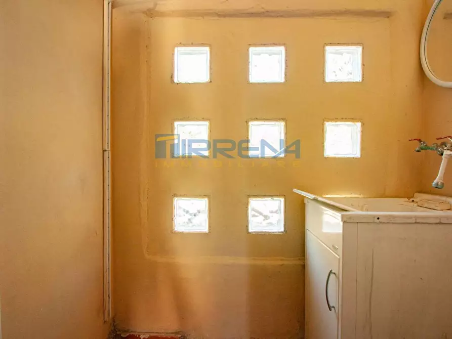 Immagine 18 di Villetta a schiera in vendita  a Collesalvetti