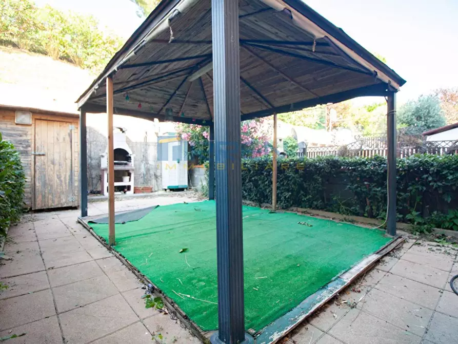 Immagine 21 di Villetta a schiera in vendita  a Collesalvetti