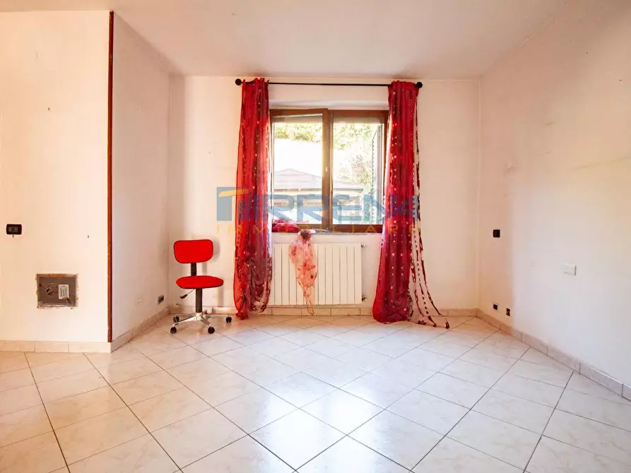 Immagine 3 di Villetta a schiera in vendita  a Collesalvetti