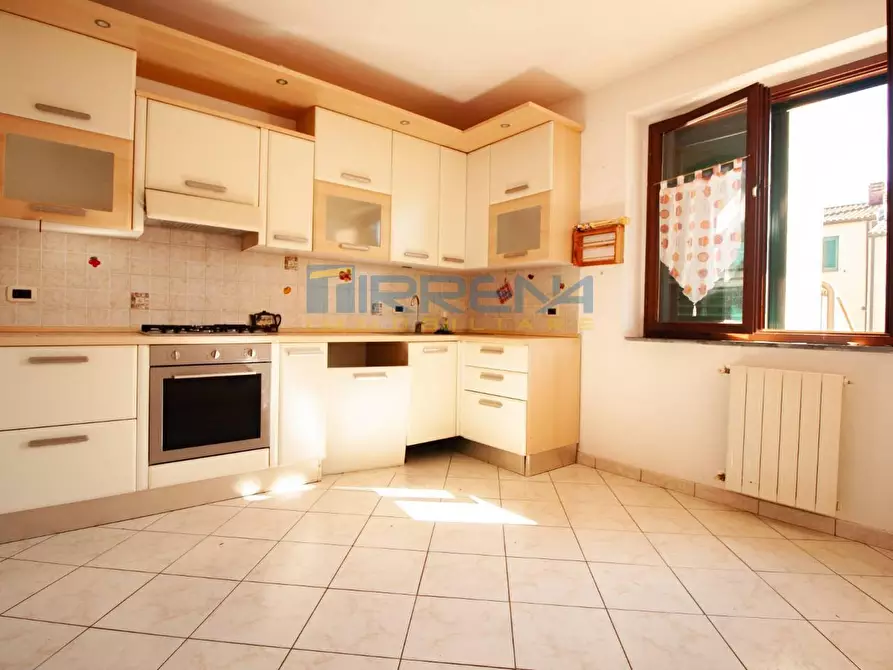 Immagine 5 di Villetta a schiera in vendita  a Collesalvetti