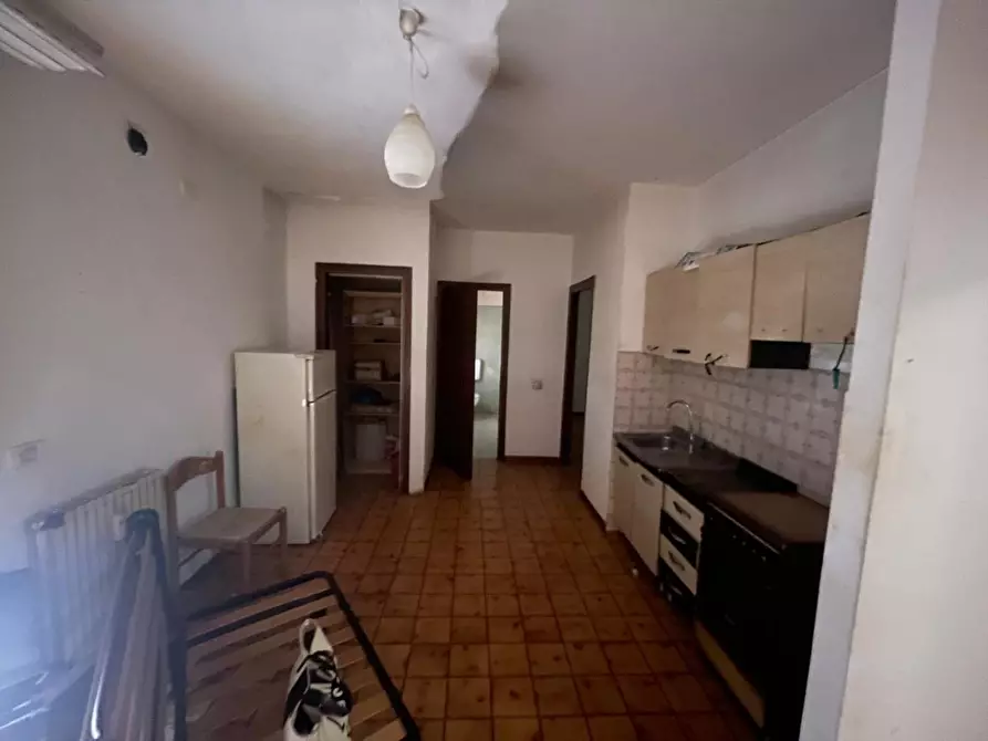 Immagine 4 di Appartamento in vendita  a Pisa