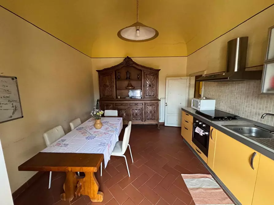 Immagine 5 di Appartamento in vendita  a Pisa