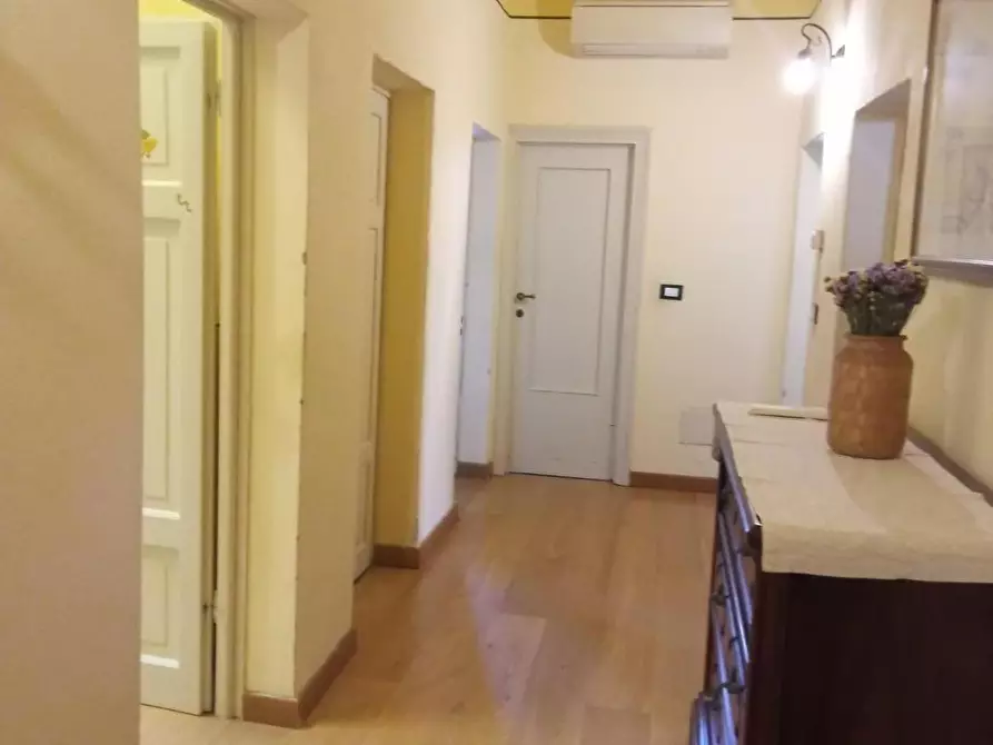 Immagine 2 di Appartamento in vendita  a Pisa