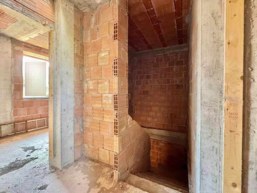 Immagine 23 di Villetta a schiera in vendita  a Capannori