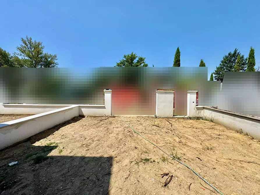 Immagine 25 di Villetta a schiera in vendita  a Capannori