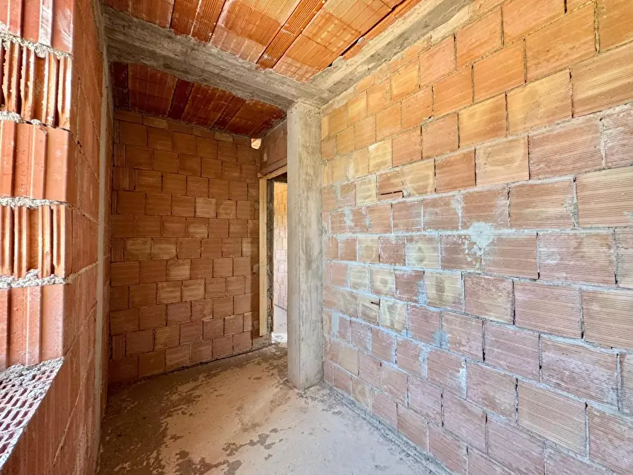 Immagine 19 di Villetta a schiera in vendita  a Capannori