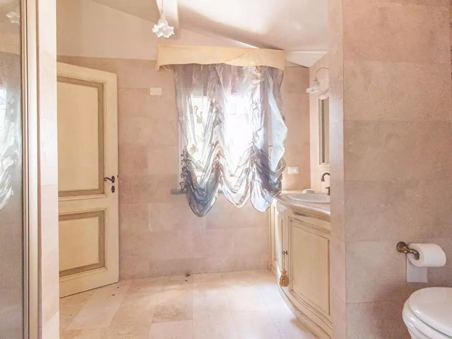 Immagine 20 di Appartamento in vendita  a Cascina