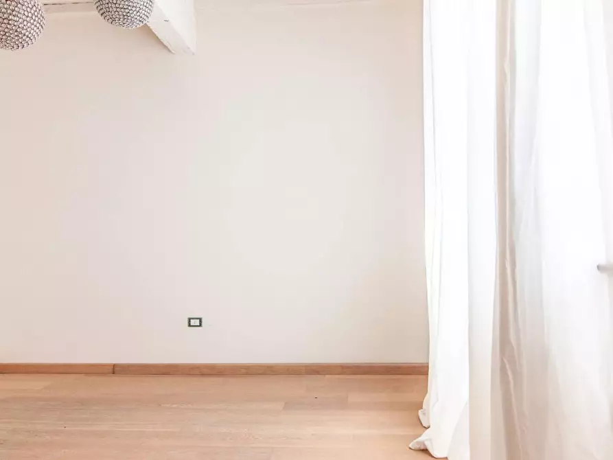 Immagine 2 di Appartamento in vendita  a Cascina