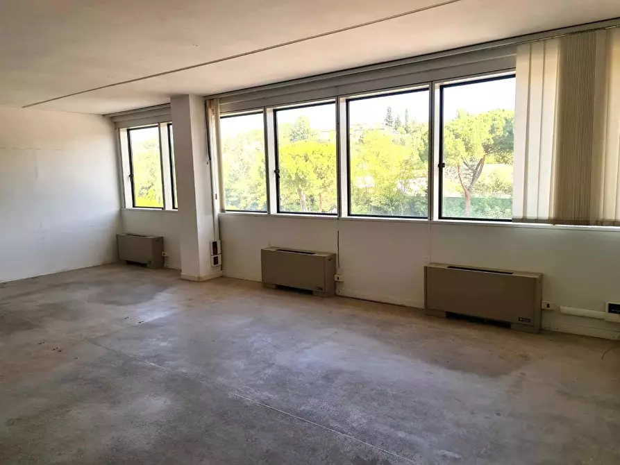 Immagine 5 di Ufficio in affitto  a Poggibonsi