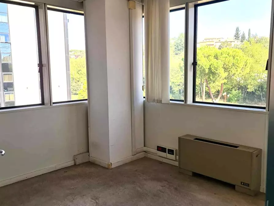 Immagine 7 di Ufficio in affitto  a Poggibonsi