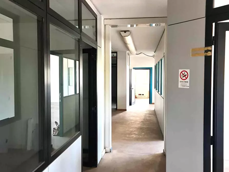 Immagine 1 di Ufficio in affitto  a Poggibonsi