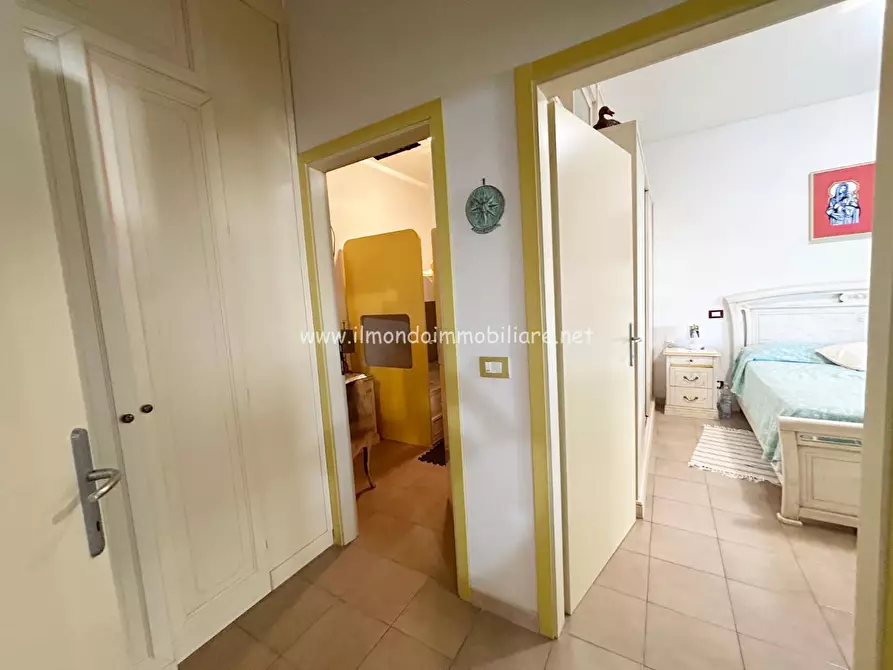Immagine 7 di Appartamento in vendita  a Rosignano Marittimo