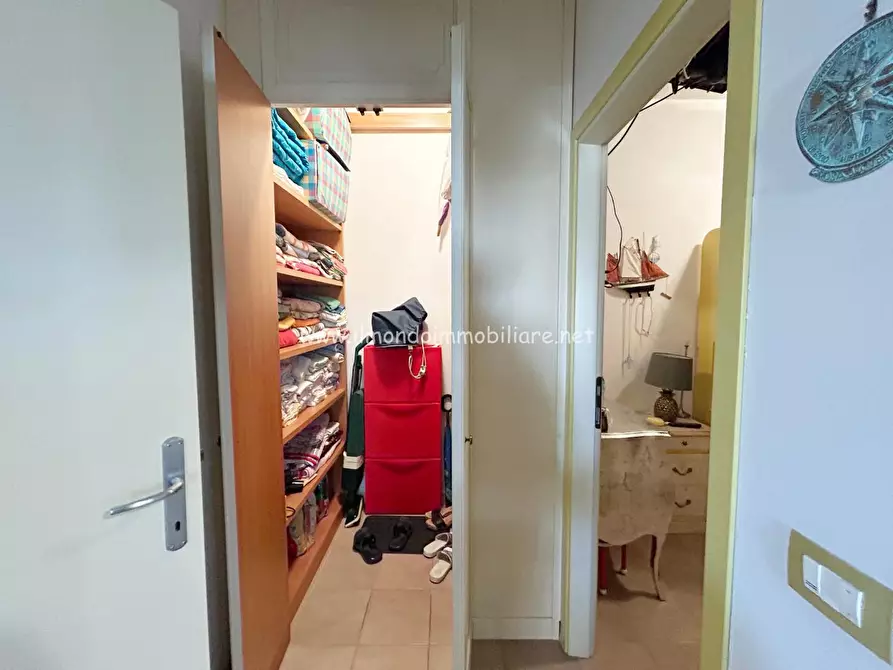 Immagine 11 di Appartamento in vendita  a Rosignano Marittimo