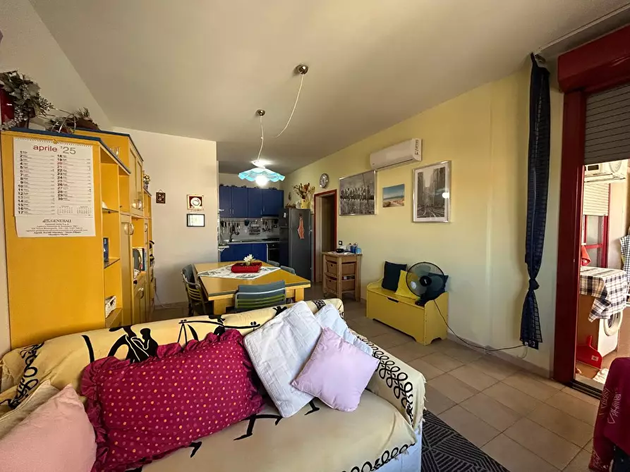 Immagine 5 di Appartamento in vendita  a Rosignano Marittimo