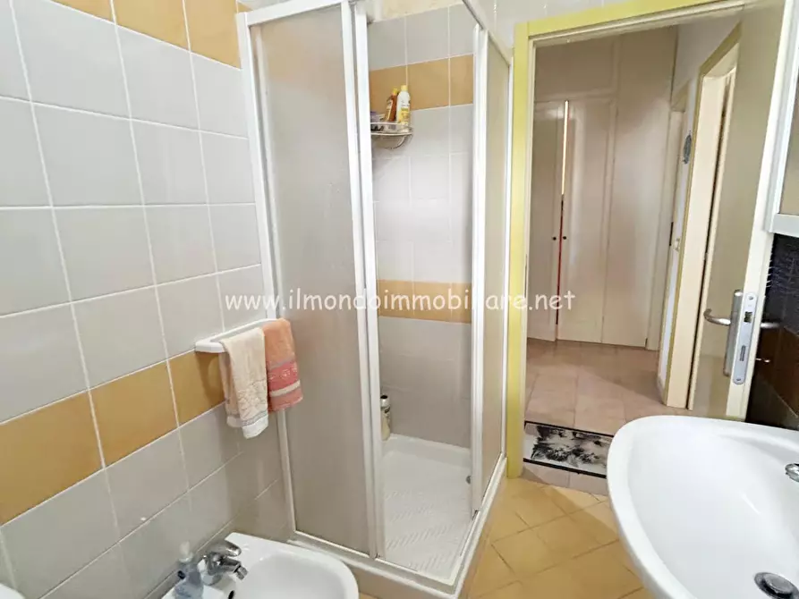 Immagine 15 di Appartamento in vendita  a Rosignano Marittimo