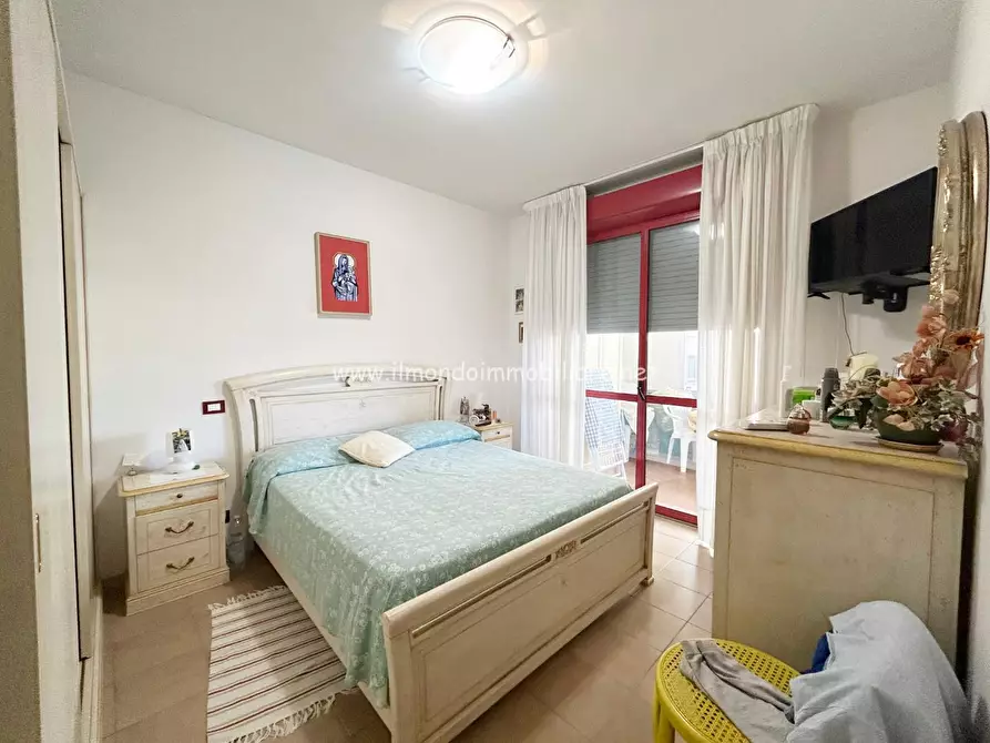 Immagine 8 di Appartamento in vendita  a Rosignano Marittimo