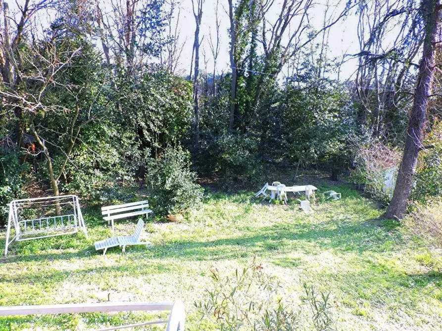 Immagine 7 di Casa bifamiliare in vendita  a San Giuliano Terme