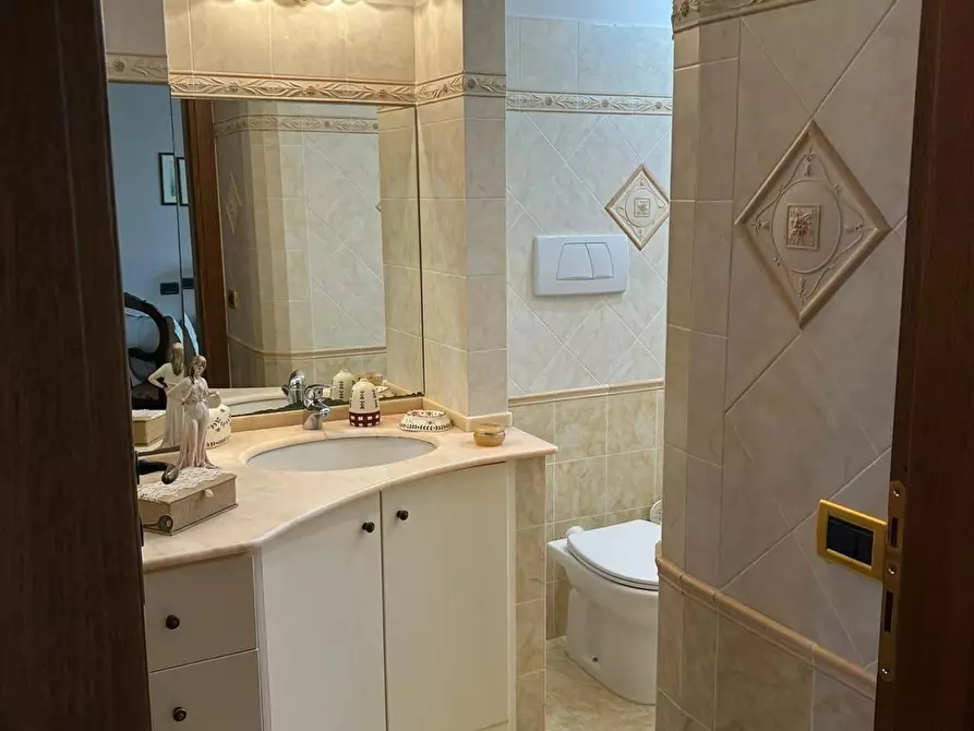 Immagine 8 di Appartamento in vendita  a Cecina